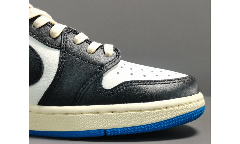 Nike Air Jordan 1 Low Fragment x Travis Scott