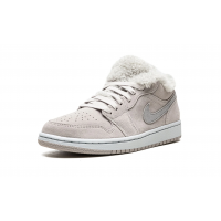 Nike Air Jordan 1 Low SE Sherpa Fleece