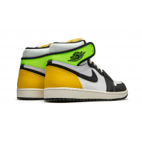 Кроссовки Nike Air Jordan 1 High Volt Gold