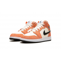 Nike Air Jordan 1 Mid SE Orange