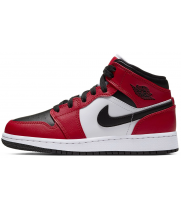 Nike Air Jordan 1 Mid Chicago Black Toe