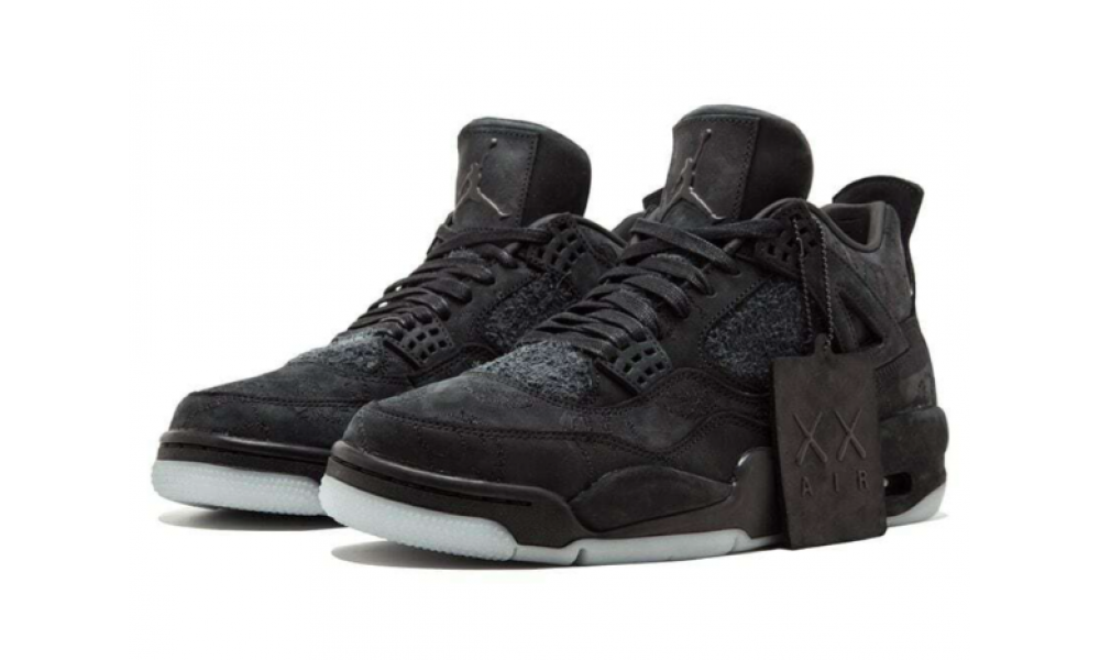 Nike Air Jordan 4 Retro x KAWS Black 