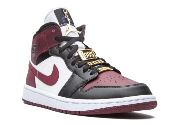 air jordan 1 maroon toe