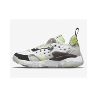 Баскетбольные кроссовки Jordan черно-белые с зеленым