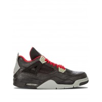 Кроссовки Nike Air Jordan 4 Retro черные с красными шнурками