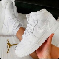 Nike Air Jordan 1 Mid Triple White белые