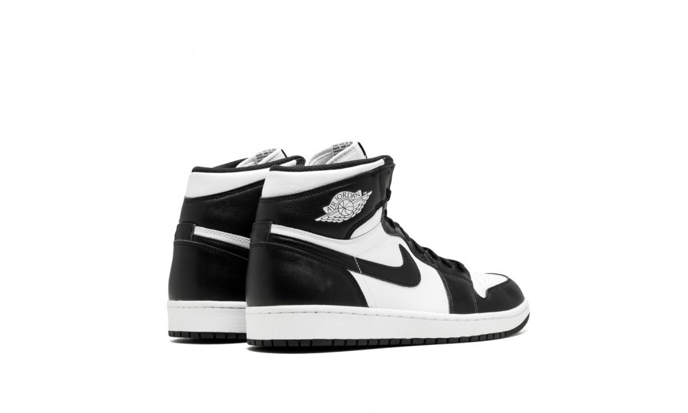 nike air jordan one panda