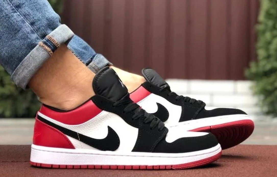 jordan 1s and jordan 4s